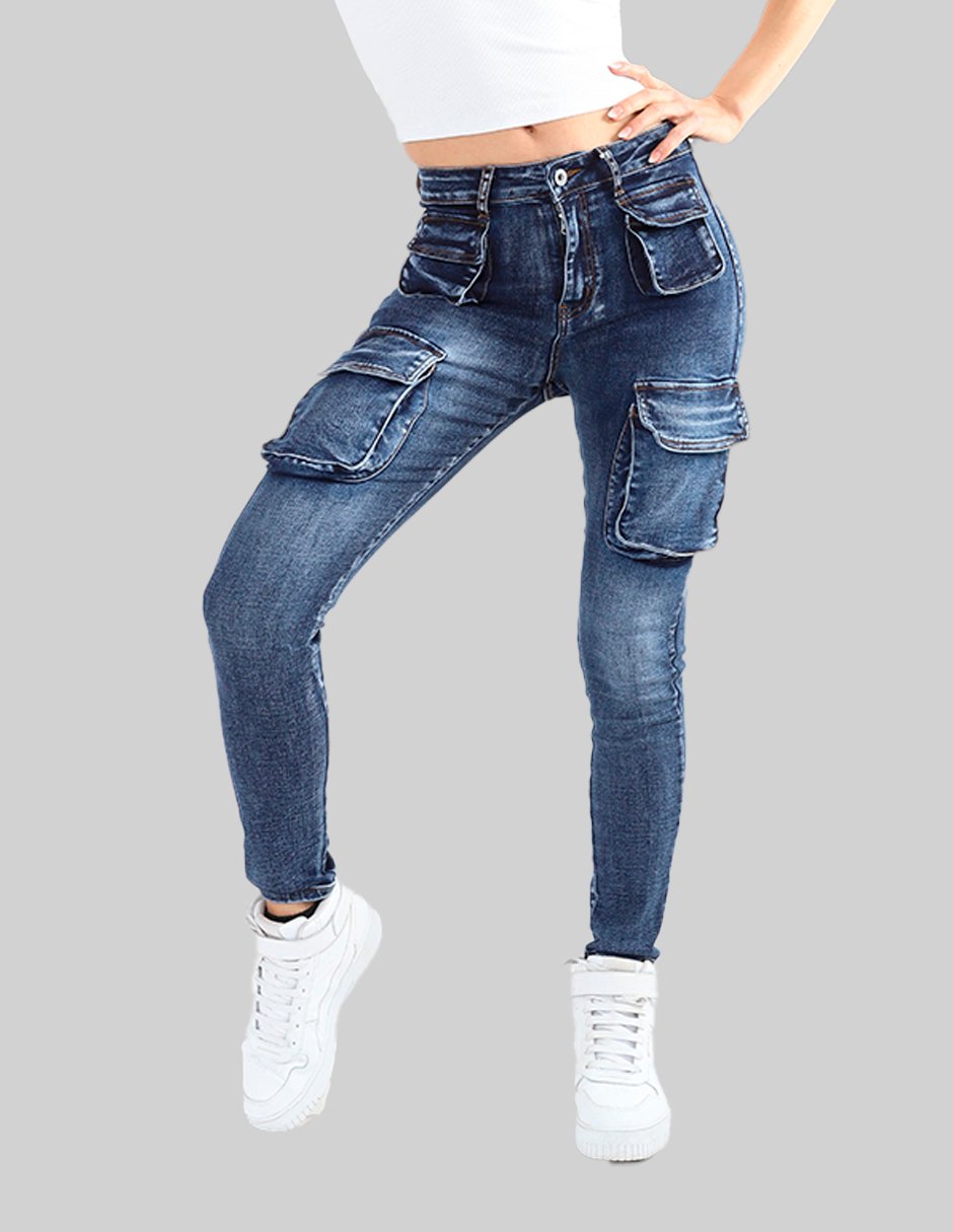 Jeans cargo slim corte media cintura para mujer